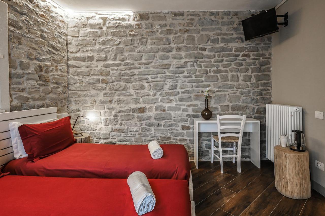Albergo Del Bramante Roccaverano ภายนอก รูปภาพ