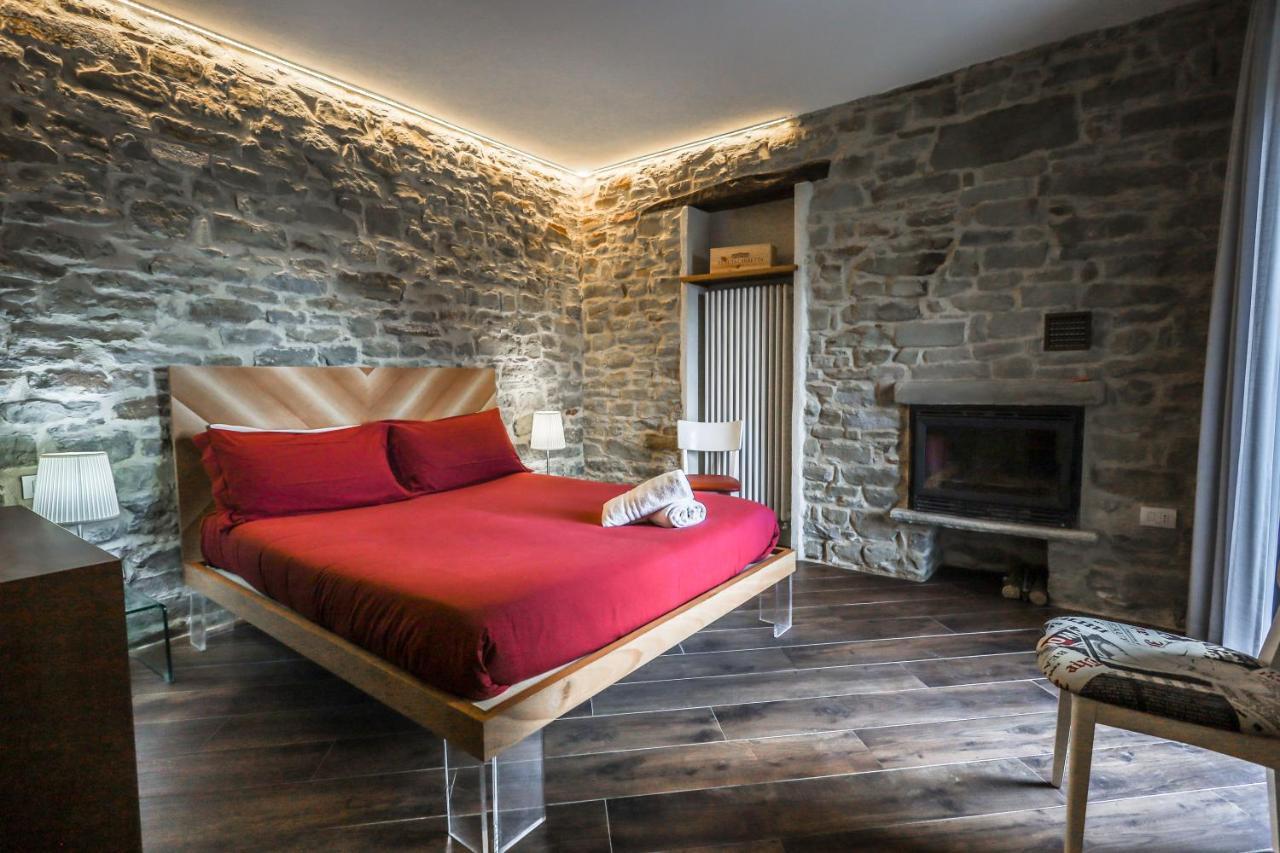 Albergo Del Bramante Roccaverano ภายนอก รูปภาพ