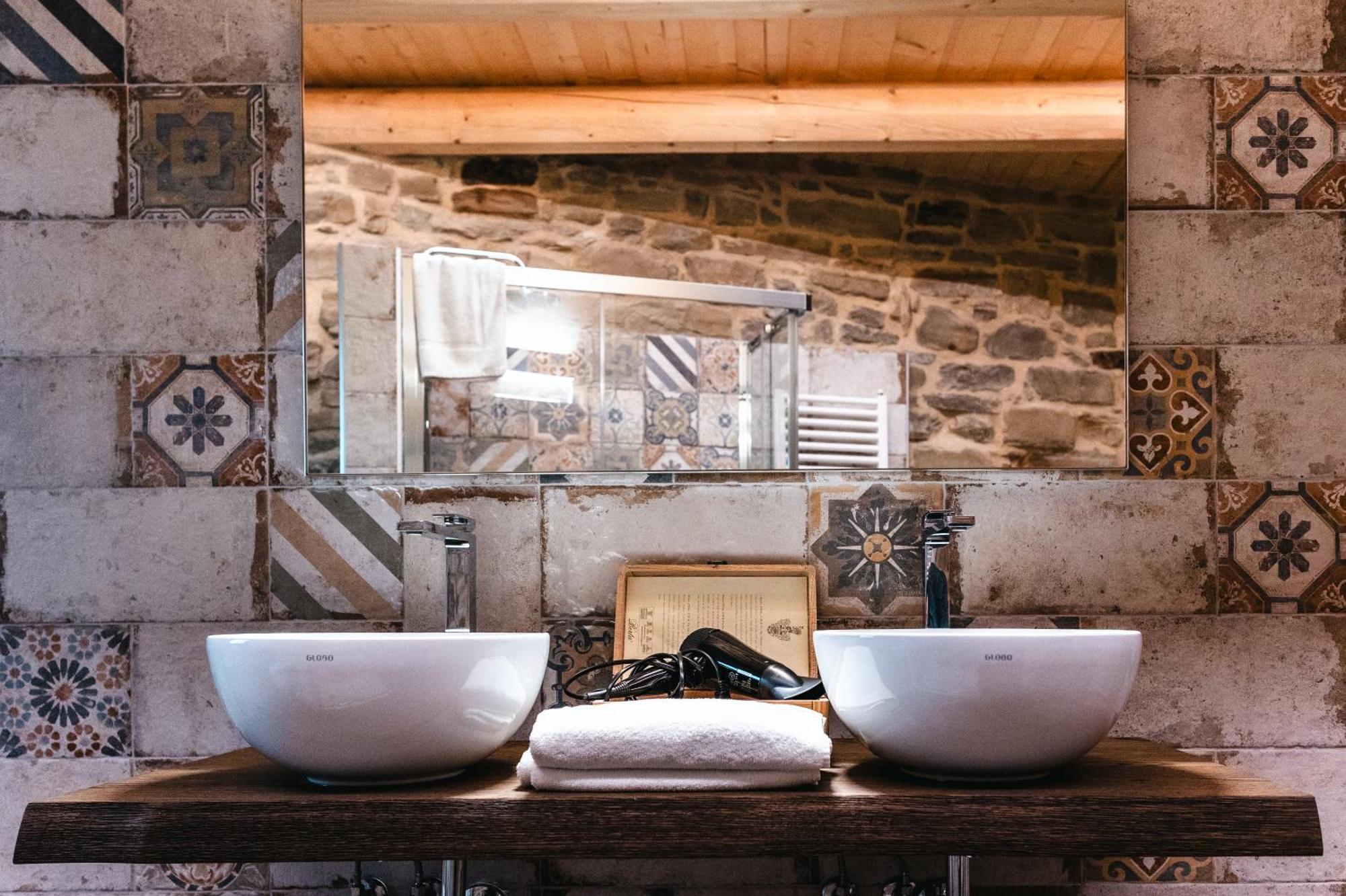 Albergo Del Bramante Roccaverano ภายนอก รูปภาพ