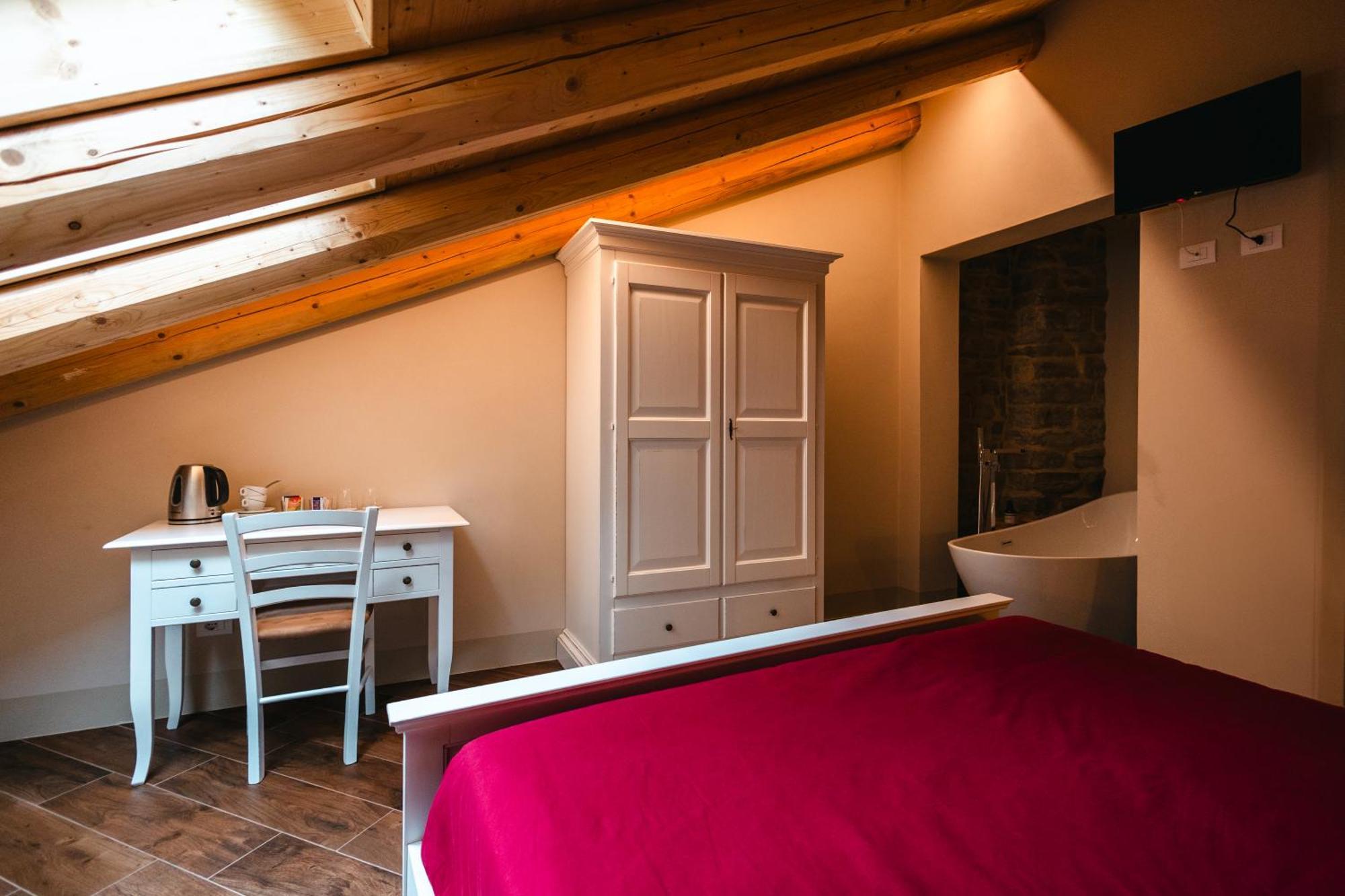 Albergo Del Bramante Roccaverano ภายนอก รูปภาพ